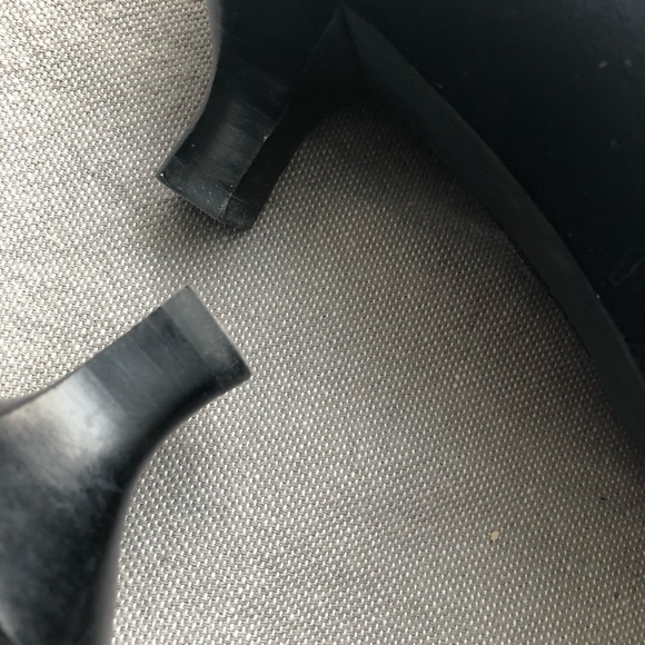 Size 9 Anne Klein iFlex Suede Pumps - Picture 6 of 8